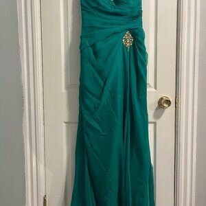 Green. Formal.